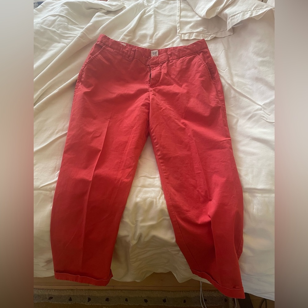 Gap cropped pants